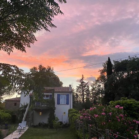 Petite Maison De Charme - Le Jardin Secret D'Alice รอกเกอบรูน-ซูร์-อาร์ฌ็องส์ ภายนอก รูปภาพ