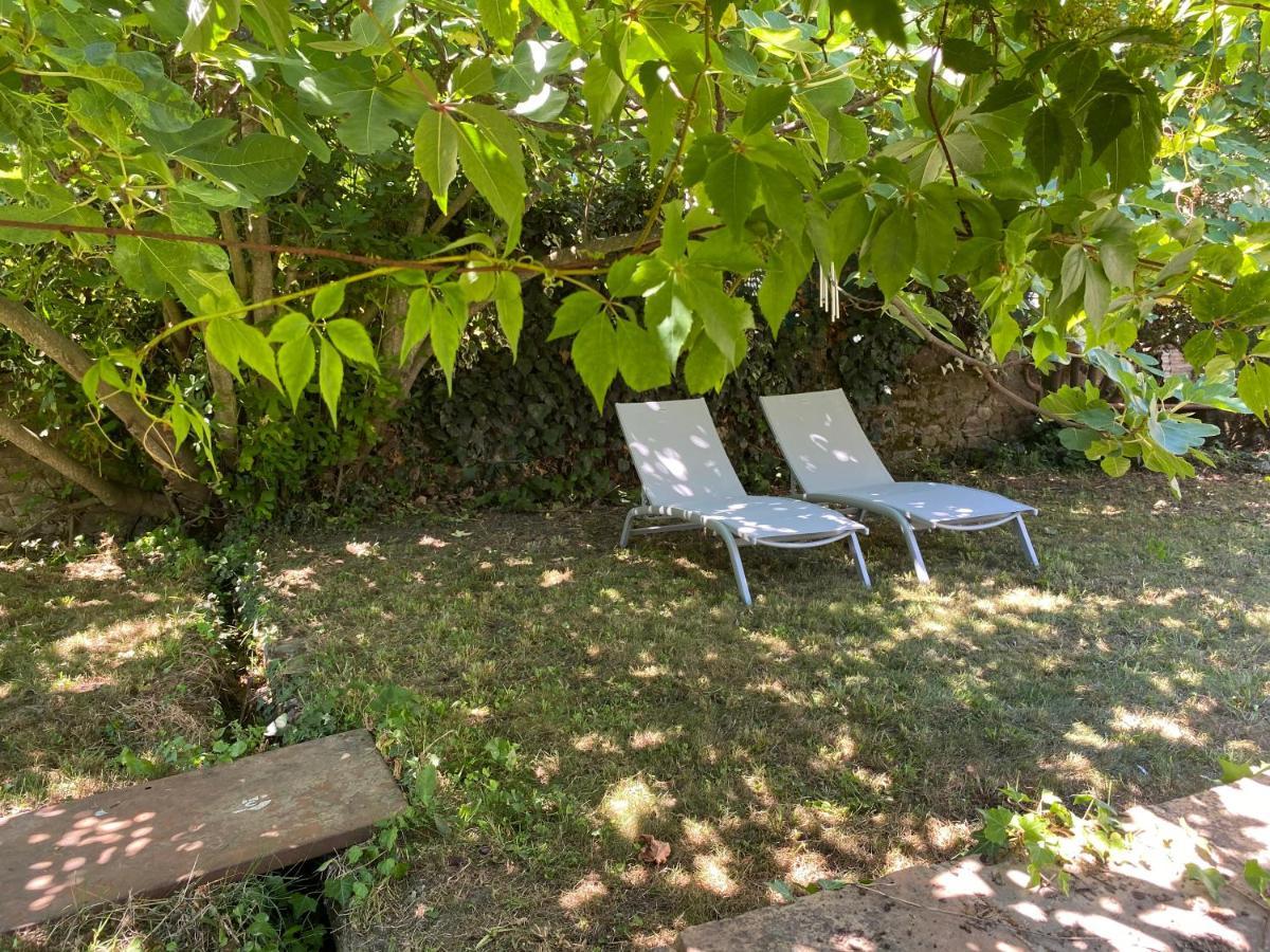 Petite Maison De Charme - Le Jardin Secret D'Alice รอกเกอบรูน-ซูร์-อาร์ฌ็องส์ ภายนอก รูปภาพ